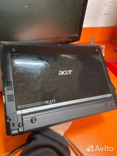 Нетбук acer Aspire One