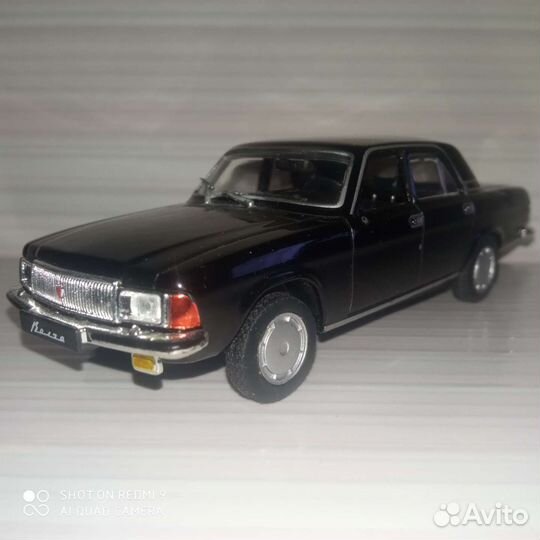 Модель автомобиля Волга 1:43