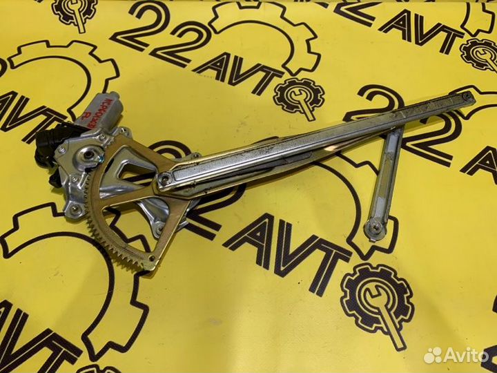 Стеклоподъемник передний левый Toyota Ist NCP60