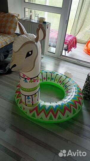 Надувной круг большой