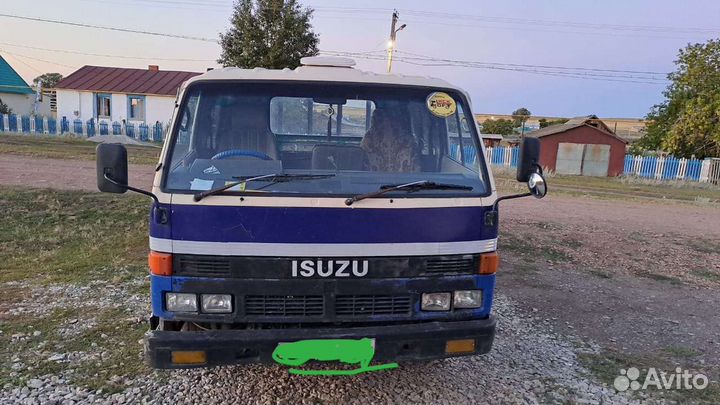 Isuzu ELF (N-series) бортовой, 1991