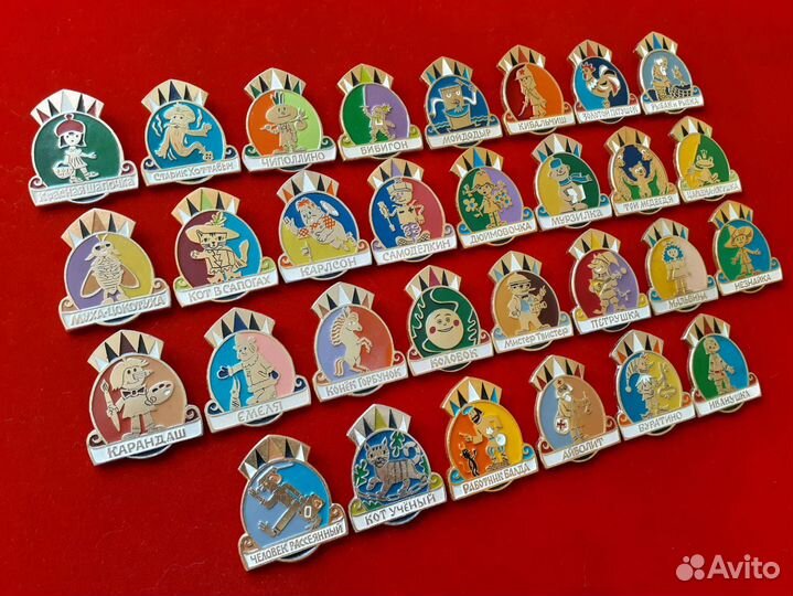 Полный набор детских значков. Герои сказок и мульт