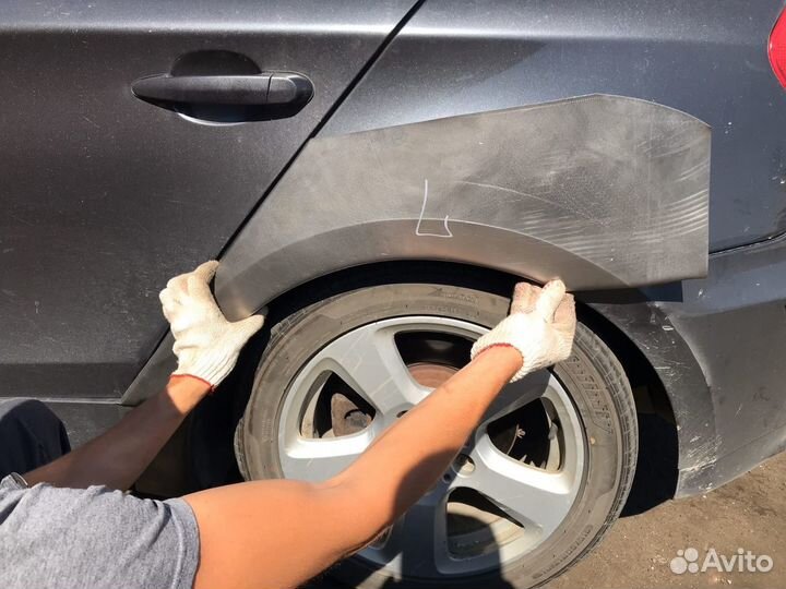 BMW 1 колесная арка заднего крыла левая