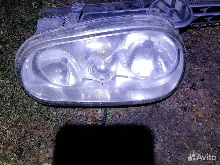 Дверь правая капот