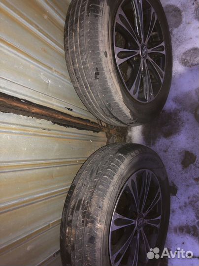 Продаю диски и резину