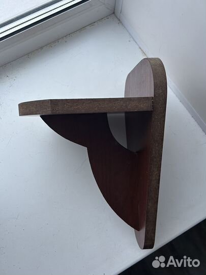 Полка настенная деревянная навесная