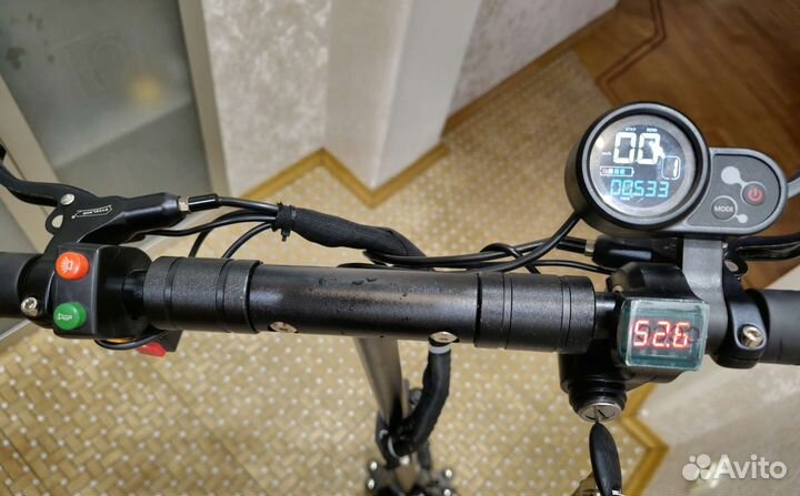 Aqiho Evolution 1200W 26Ah 52V