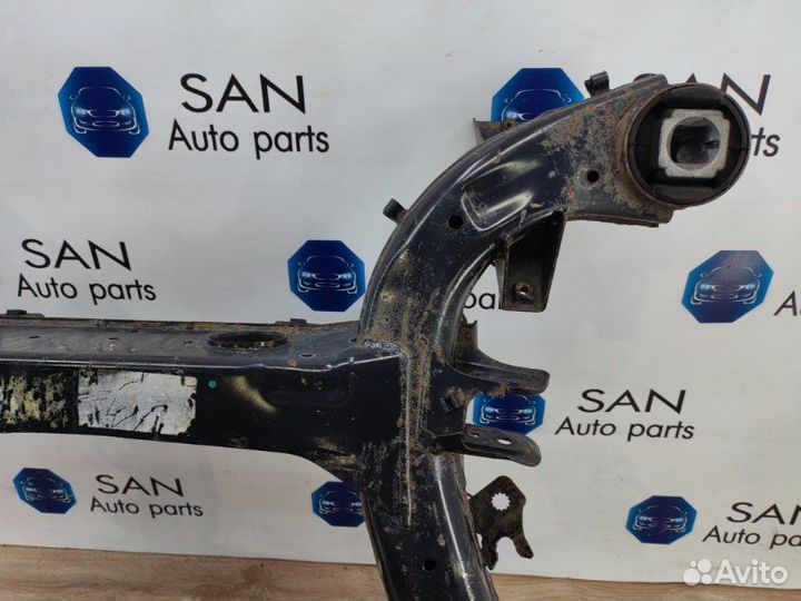 Подрамник задний Bmw X5 E70 N52B30AF 2009