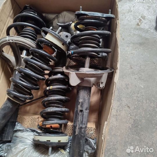 BMW M3 e46 Стойки комплект сток