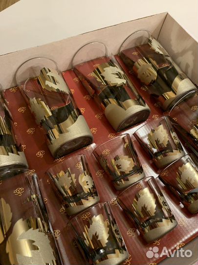 Набор стаканов и рюмок