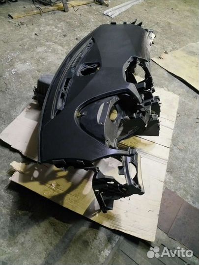 Торпедо Cadillac SRX 2