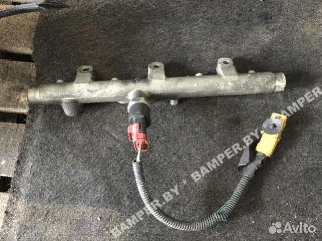 Топливная рампа peugeot 307 2.0 nn