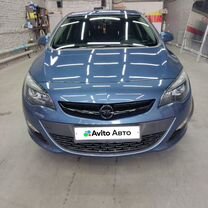 Opel Astra 1.6 MT, 2014, 123 000 км, с пробегом, цена 1 000 000 руб.