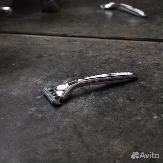 Бритвенный набор Quattro станок с 9 каccетами