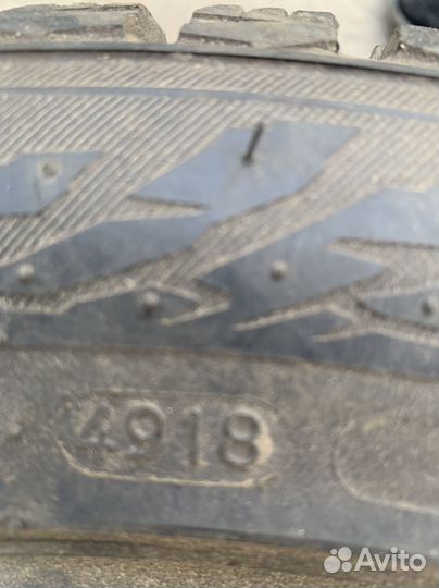 Nokian Tyres Hakkapeliitta 9 235/45 R18