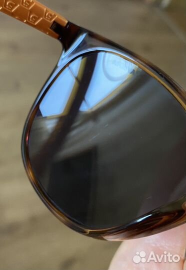 Очки фирмы Carrera