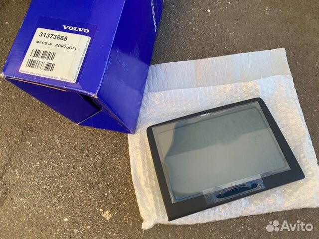 Дисплей, монитор в подголовник Volvo