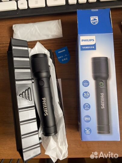 Фонарик LED Philips 1000 lumen оригинал