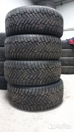 Nokian Tyres Hakkapeliitta 10p SUV 235/55 R17