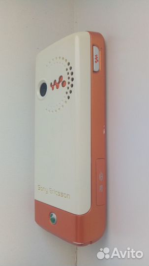 Sony Ericsson W200i