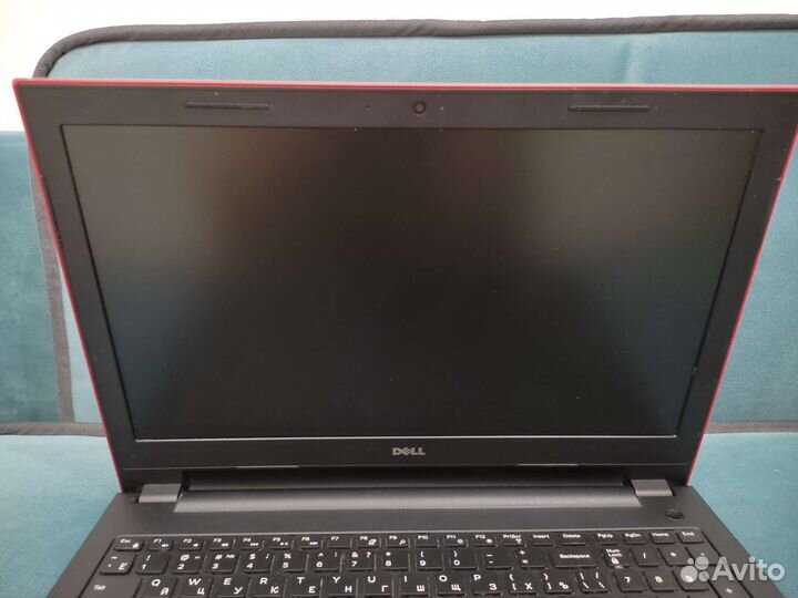 Dell Inspiron 15 p40f001