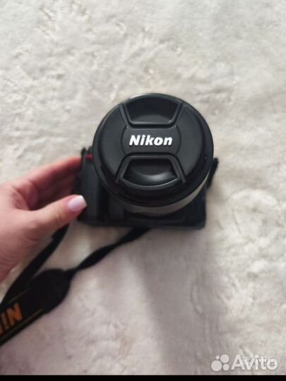 Зеркальный фотоаппарат Nikon D7000