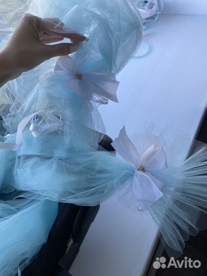 Свадебные украшения на капот машины