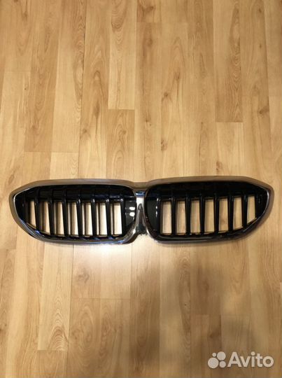 Решетка радиатора BMW 320d
