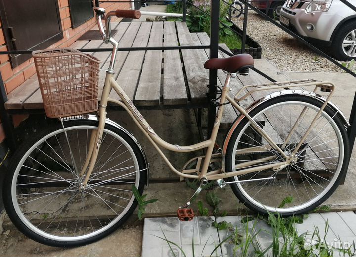 Велосипед женский городской с корзиной