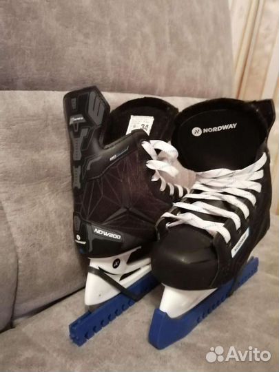 Хоккейные коньки Nordway NDW200, 34 размер