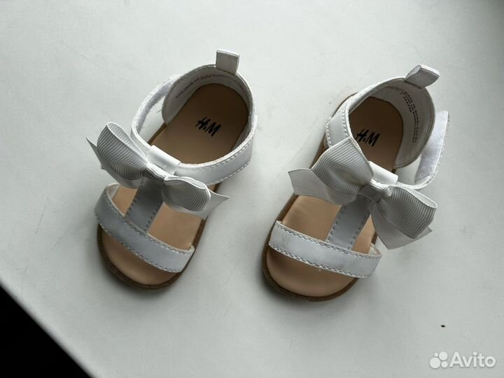 Сандали для девочки