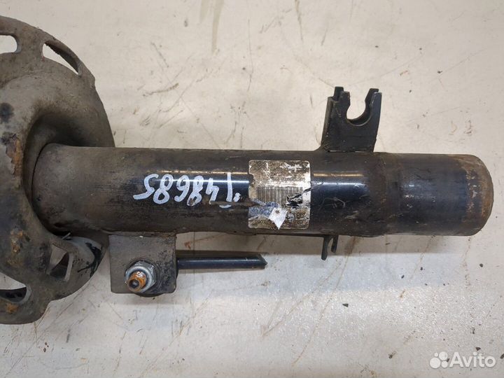 Амортизатор подвески правый передний Citroen C4 Cactus, 2015