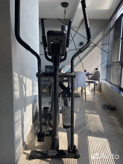 Эллиптический тренажер