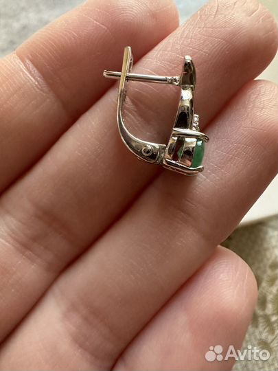 Серебряные серьги комплект с зеленым агатом