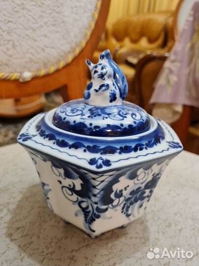 Сахарница гжель 