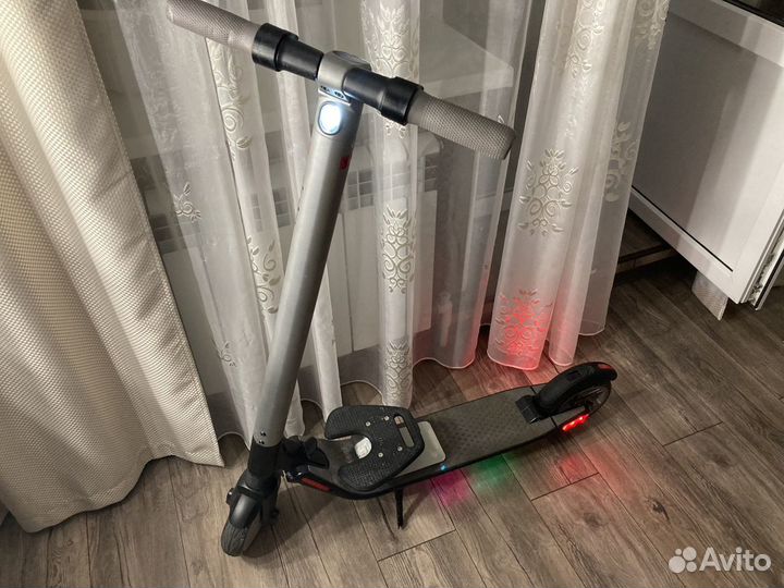 Электросамокат ninebot es2