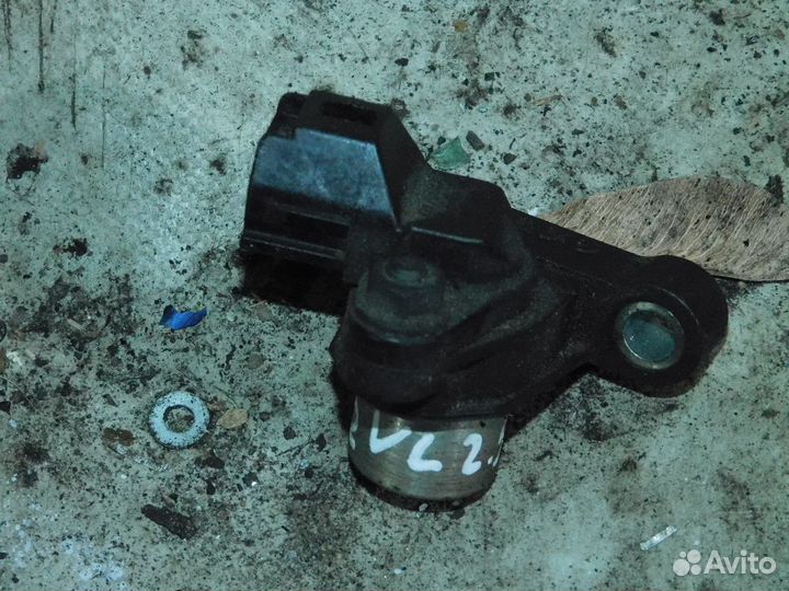 Датчик коленвала на вольво 30637803