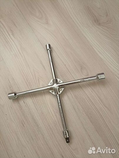 Баллонный ключ