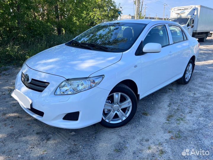 Toyota Corolla, 2010