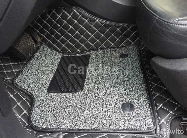 Коврик на Audi Q5