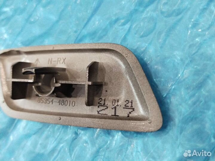 Крышка форсунки Лексус Rx 3 левая черная 13-15