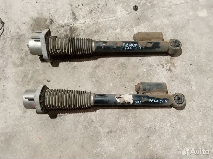 Амортизатор задний на Рейнж Ровер IV 2016г