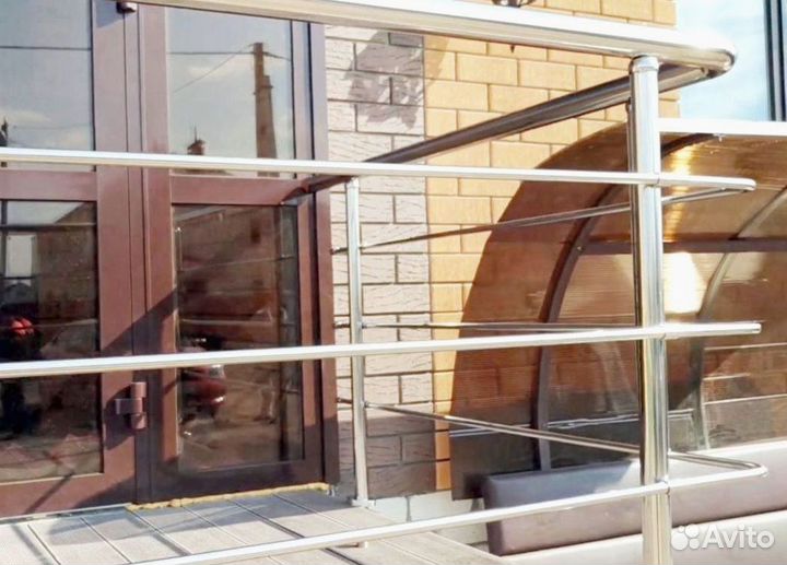 Перила для лестниц