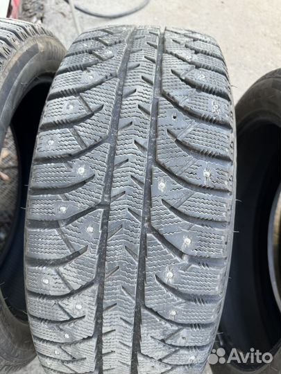 Bridgestone Ice Cruiser 7000S 205/50 R17 107Y