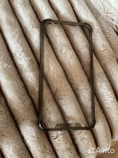 Чехол на iPhone xs max (цена за два)