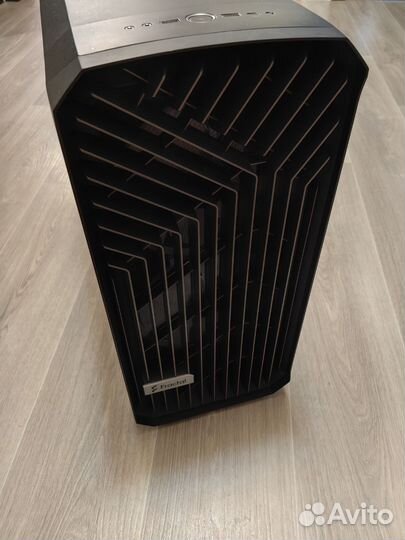 Fractal Design Torrent Black TG