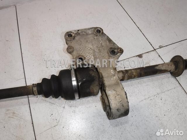 Привод передний правый