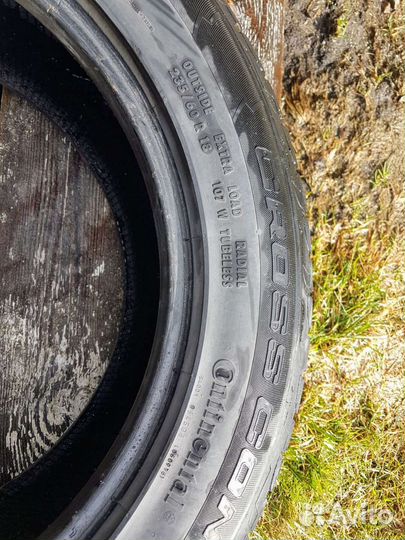 Continental CrossContact UHP E 235/60 R18