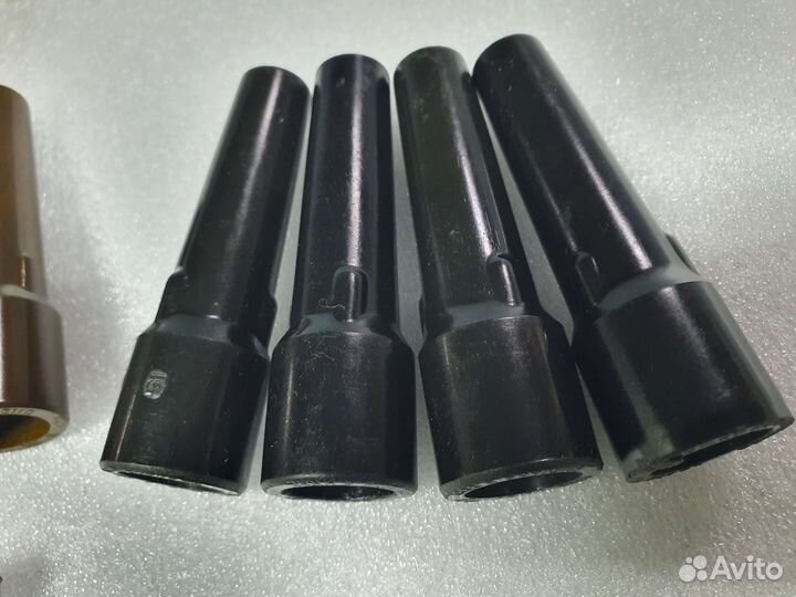 Свечные колпачки газ М 20 газ 69 СССР