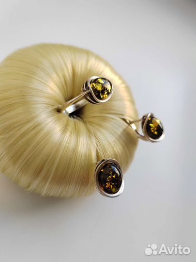 Янтарь /серебро